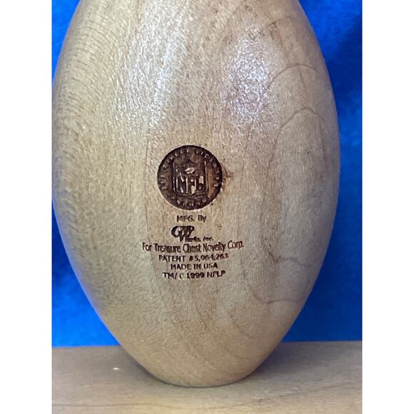 Vintage Wooden Egg Shape St Louise Rams Football Logo NFL Memorabilia - Picture 5 of 5